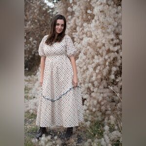 Little Cottonwood Wisteria Cotton Dress Small